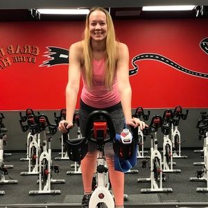 Meet your Posher, Kelly